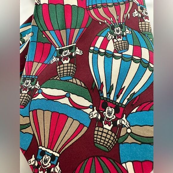 Mickey Mouse Disney Silk Tie 3.5” W 51” L - Picture 10 of 12